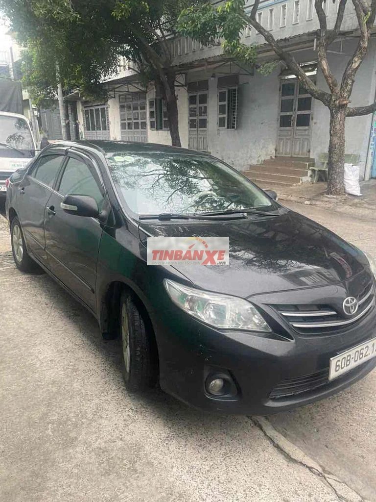 Toyota Altis 2011 Tự động Đen 5 chỗ
