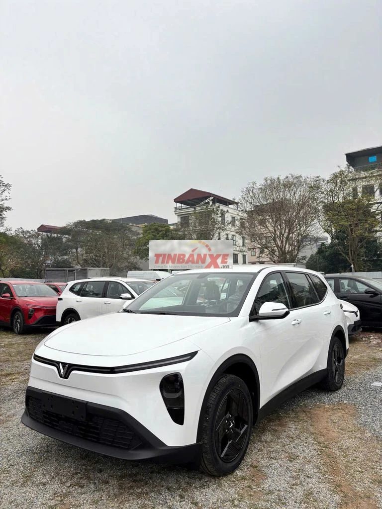 Limo Green giao liền+90tr nhận xe+góp 9tr6/tháng