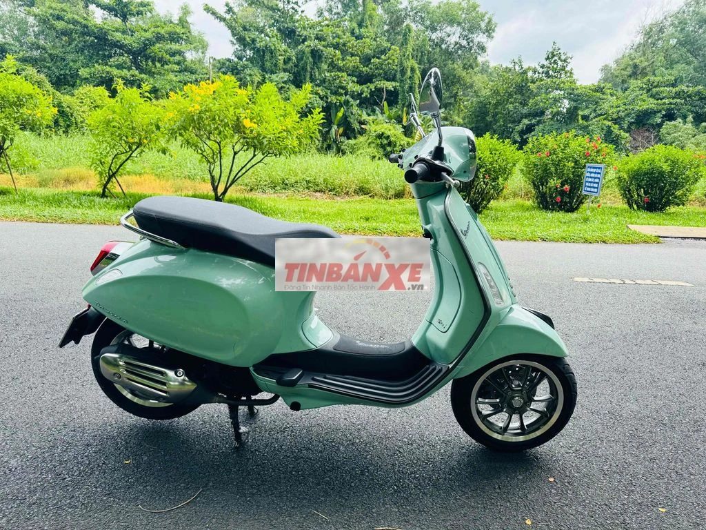Piaggio Vespa Primavera S 125 2022 Odo 9.900km