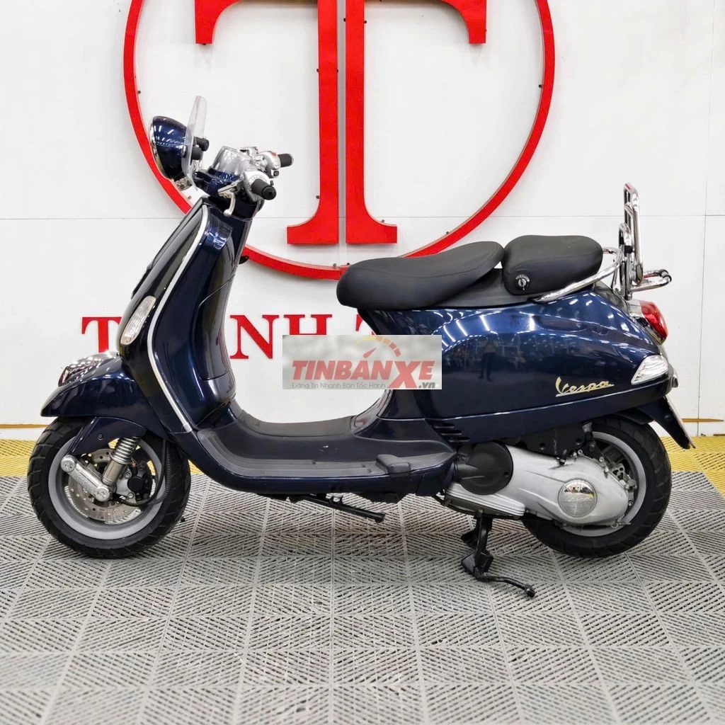Piaggio Vespa LXV 125 2013 Xanh