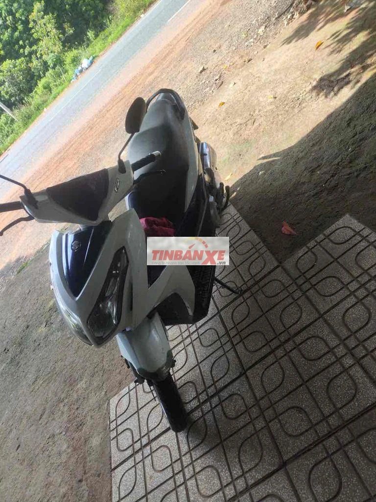 Bán Suzuki Impulse 2016. máy êm và rất khoẻ.