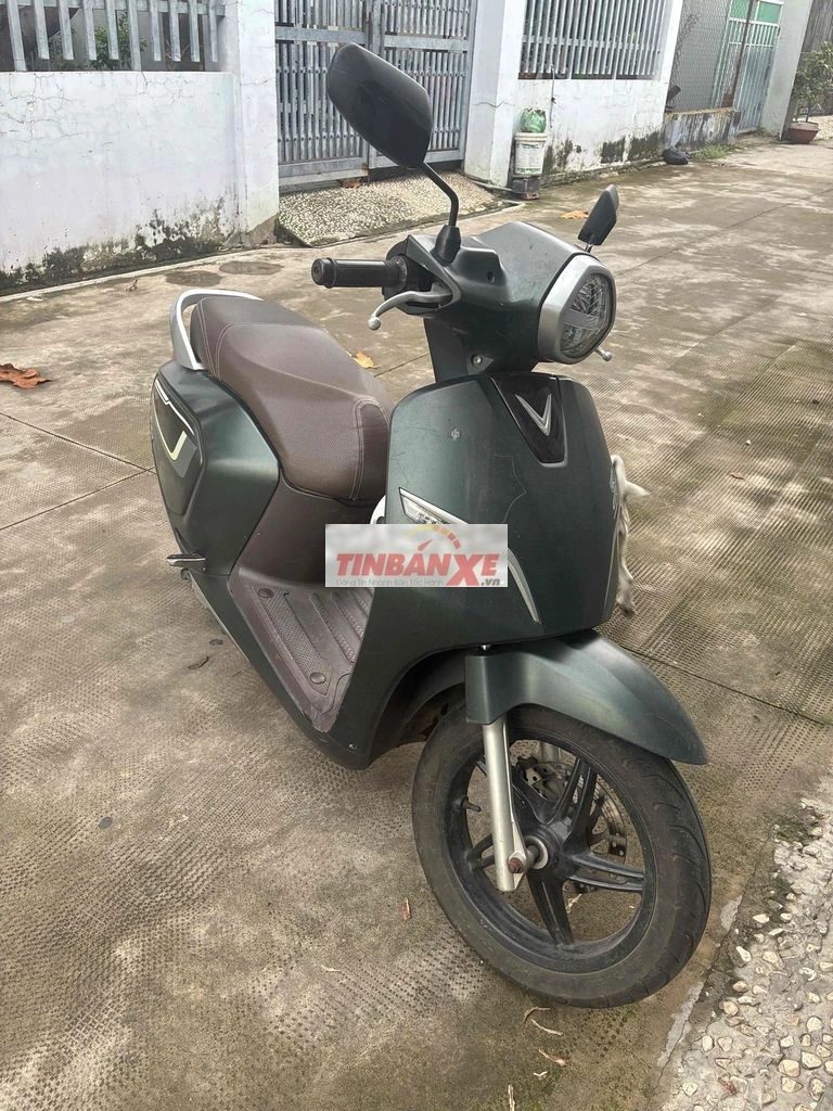 Vinfast Klara S1 Xanh rêu