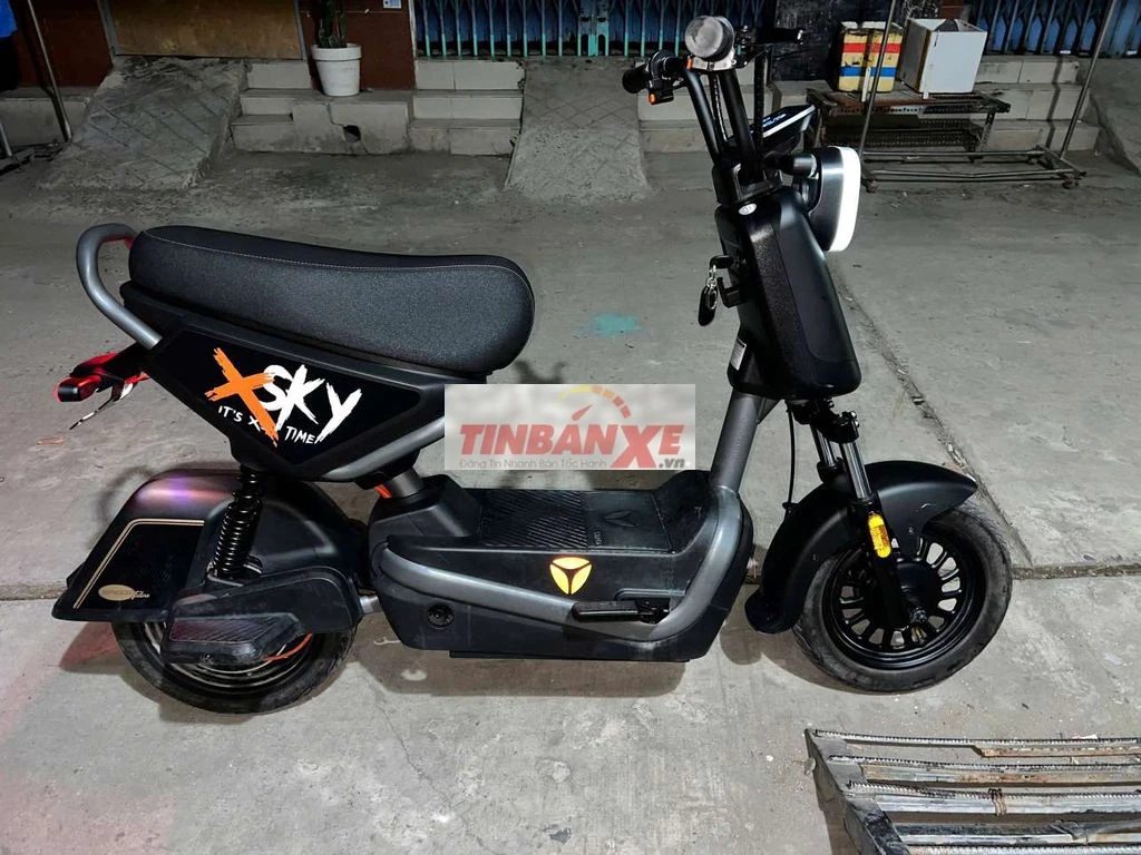 Xe điện Yadea Xsky 1000km Đen