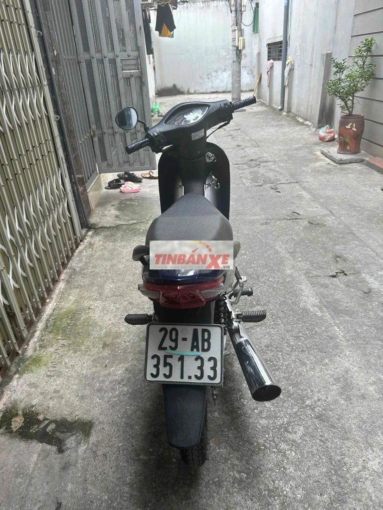 f12e4c5359035e4b9a71a4dadbf6103f-2993959312698906414.jpg