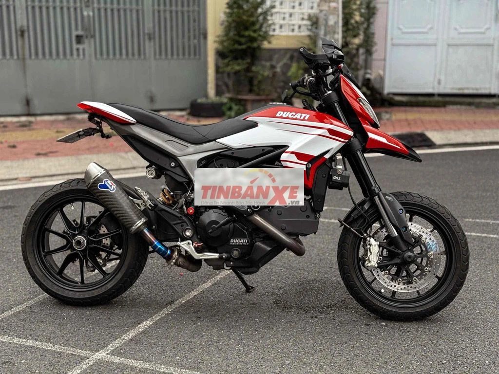 Ducati Hyper 821 29000 km Đỏ Trắng