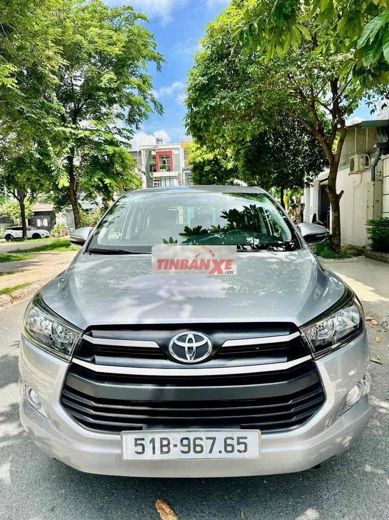 Bán Innova E, 2020, số sàn , bạc