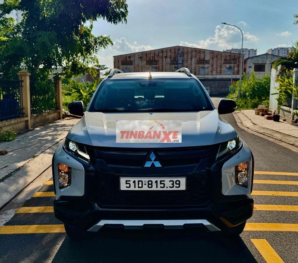 Mitsubishi Triton MIVEC Athlete 4x4 Trắng 69.000km
