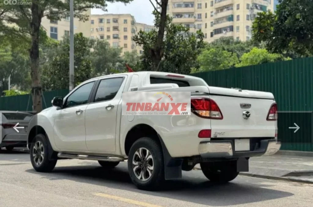 Mazda BT-50 2020 Trắng 120.000 km