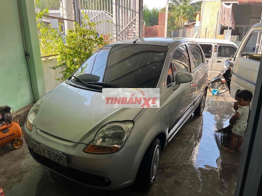 Chevrolet Spark Bạc