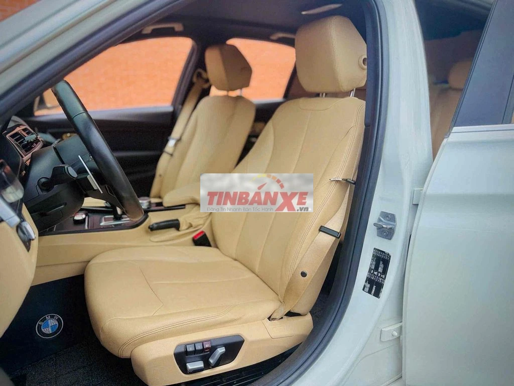 BMW 320i 2018 Trắng 50000 miles