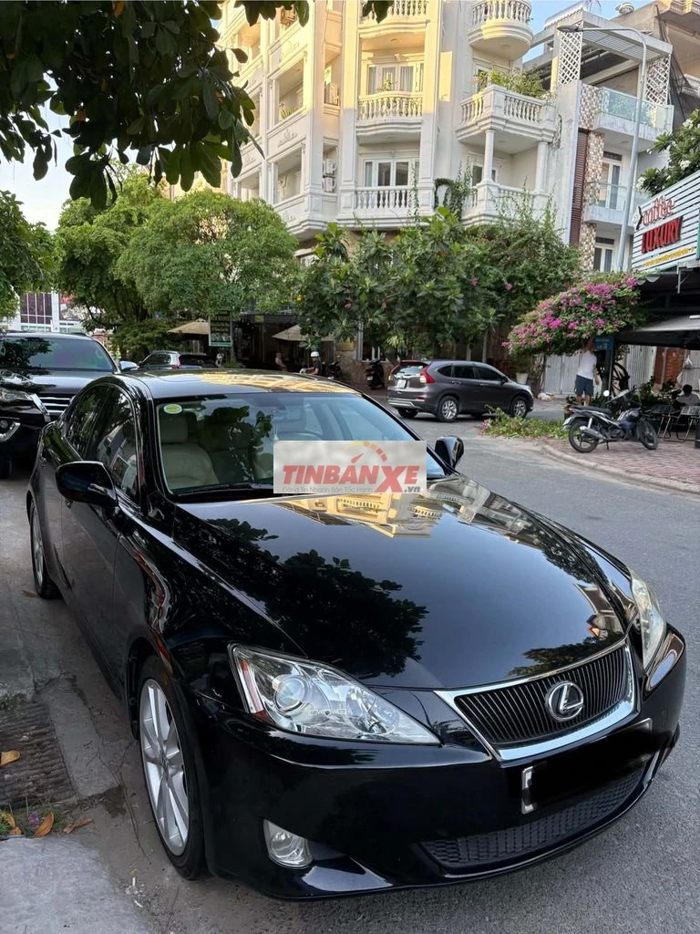 Lexus IS 250 Đen 73.000 km Nhập khẩu