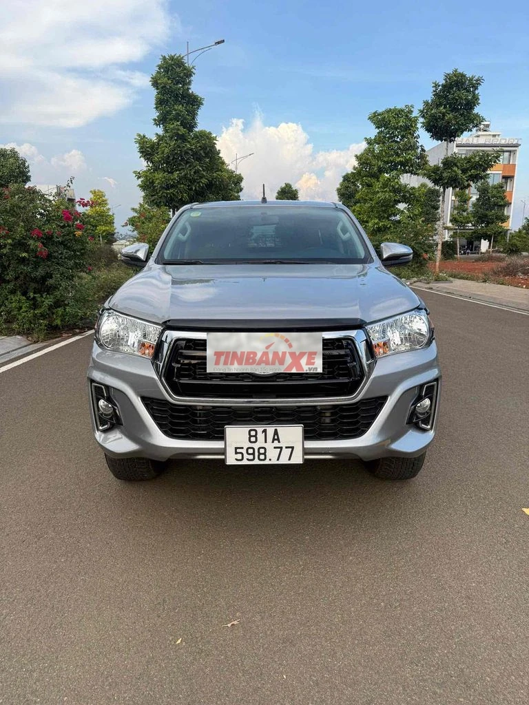 Toyota Hilux E 2019 AT 4x2 xe còn khá đẹp