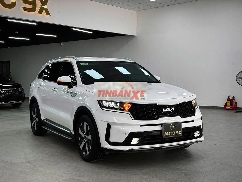 KIA Sorento 2022 2.2L Luxury Trắng 7 chỗ