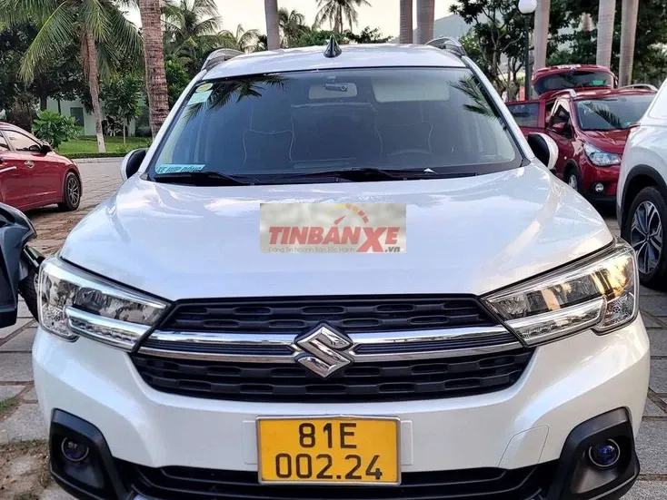 Suzuki XL7 2022 Trắng 7 chỗ