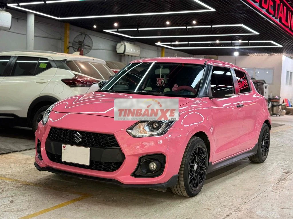 Suzuki Swift GLX 2021 Hồng 22.000 km