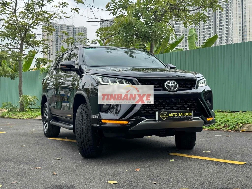 Bán Toyota Fortuner 2025 xăng 2 cầu