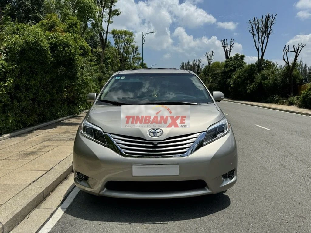 Toyota Sienna Limited 2017 Vàng cát 78.000 km