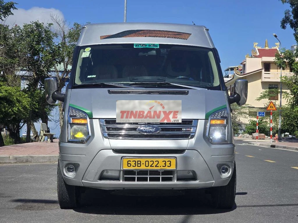Transit luxury 2018 cam máy rin giá khởi nghiệp