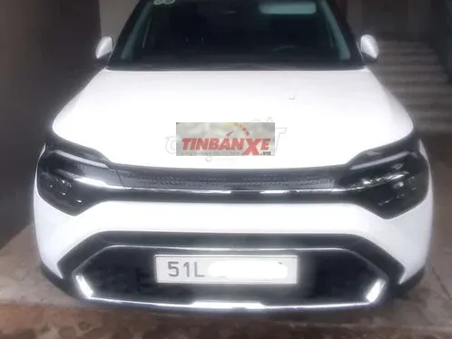 KIA CARENS Premium 2023 Trắng 31.500 Km