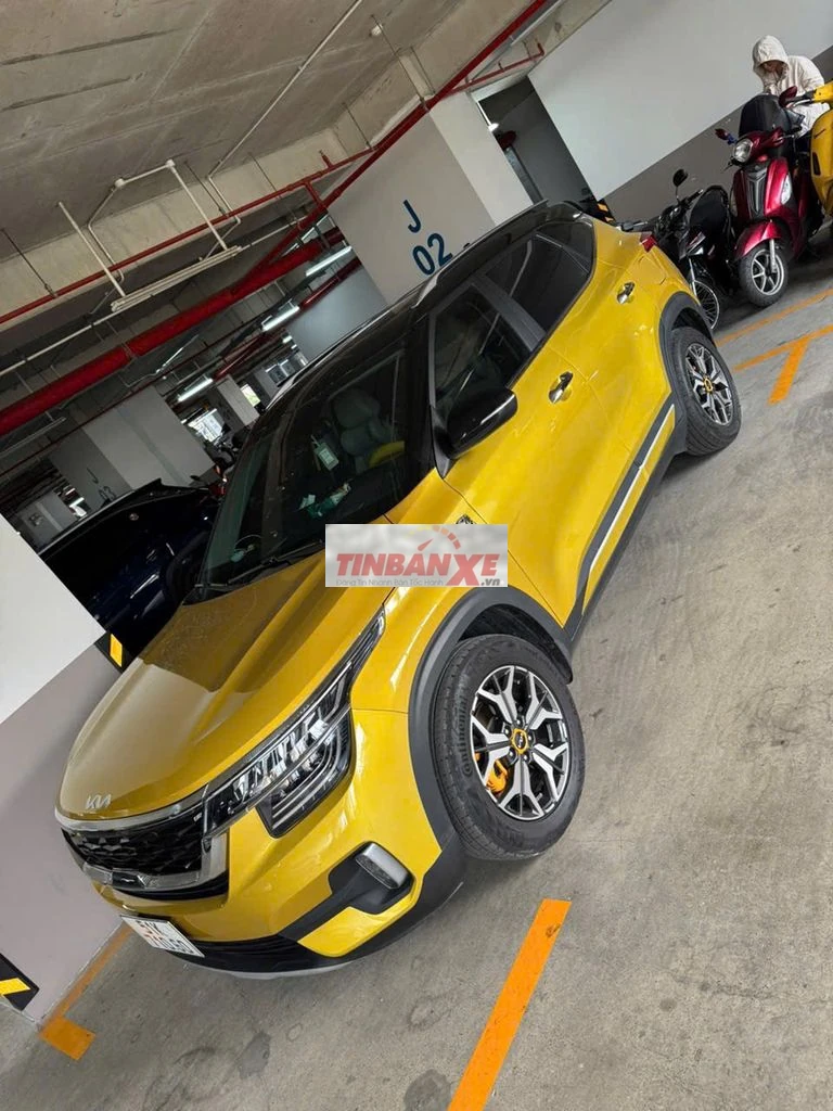 Kia Seltos 2022 Vàng 35.000km