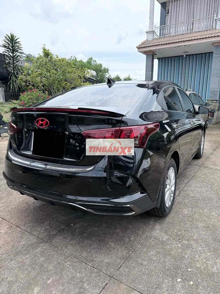 Hyundai Accent 2023 Số sàn 5 vạn Đen
