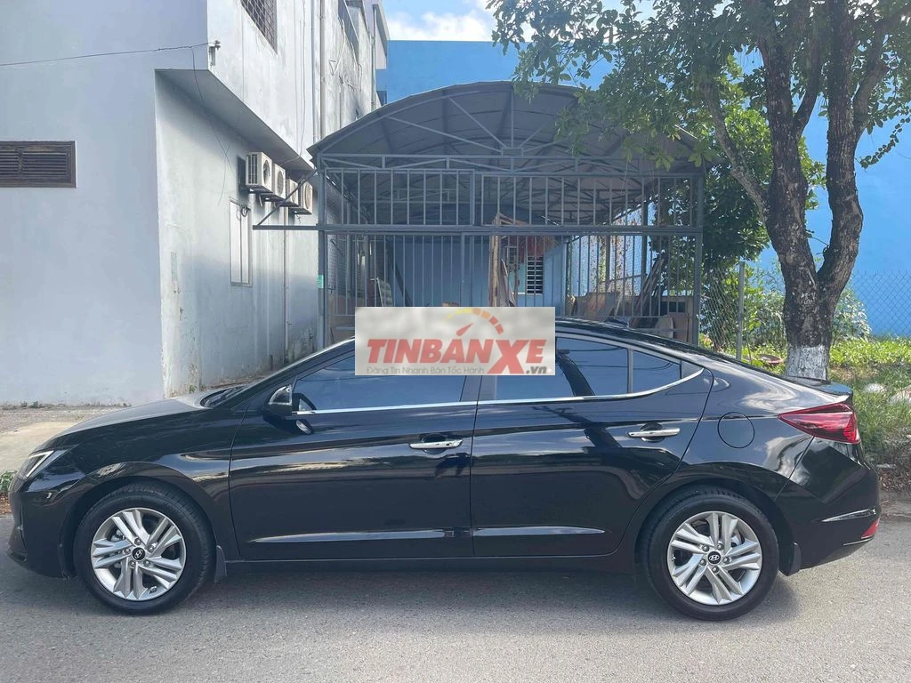 Hyundai Elantra 2019 Đen 57000 km