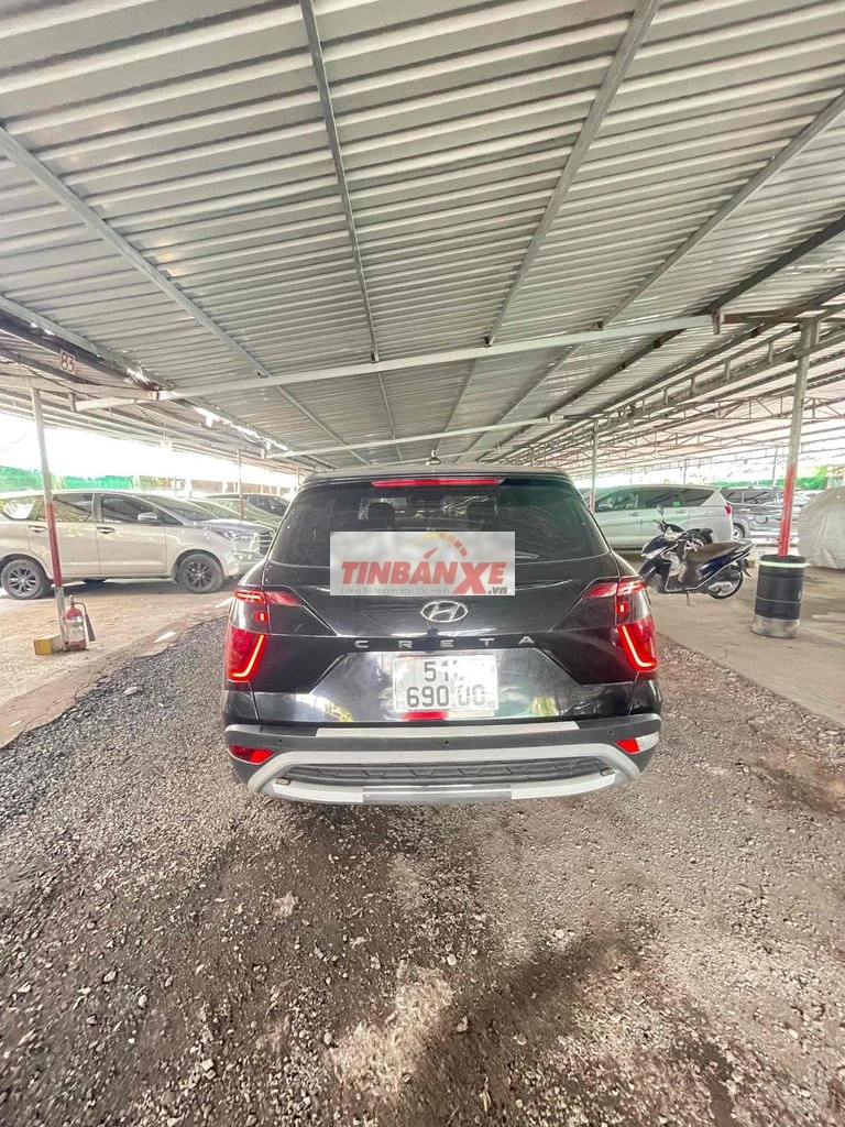Hyundai Creta 2023 Tự động 68.277 km Đen
