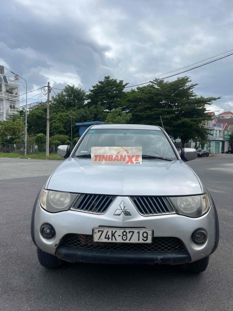 Mitsubishi Triton 2009 Số sàn Bạc