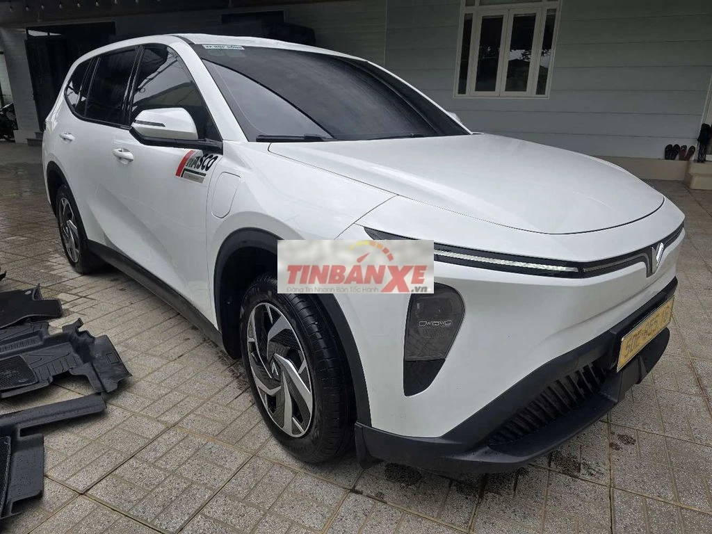 VinFast Limogreen 2026 Trắng 8.000km