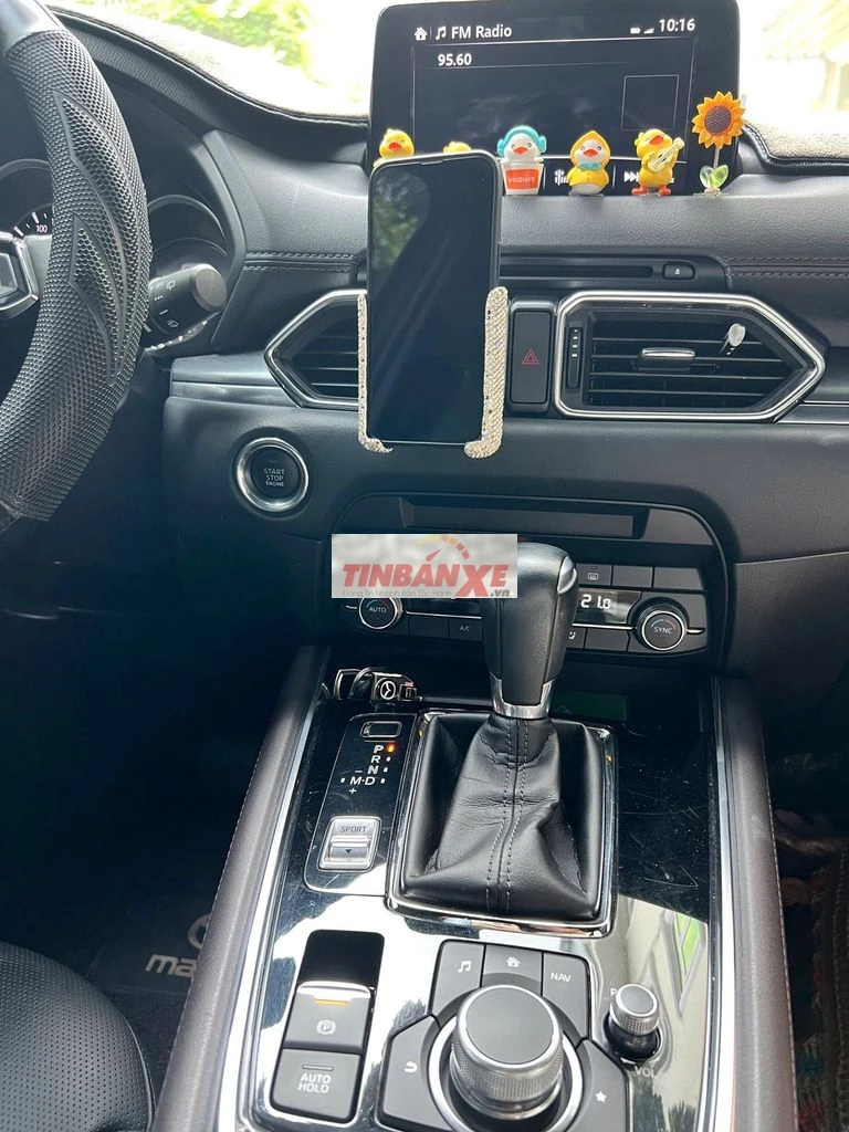 Mazda CX-8 Deluxe 2022 Trắng 7 chỗ