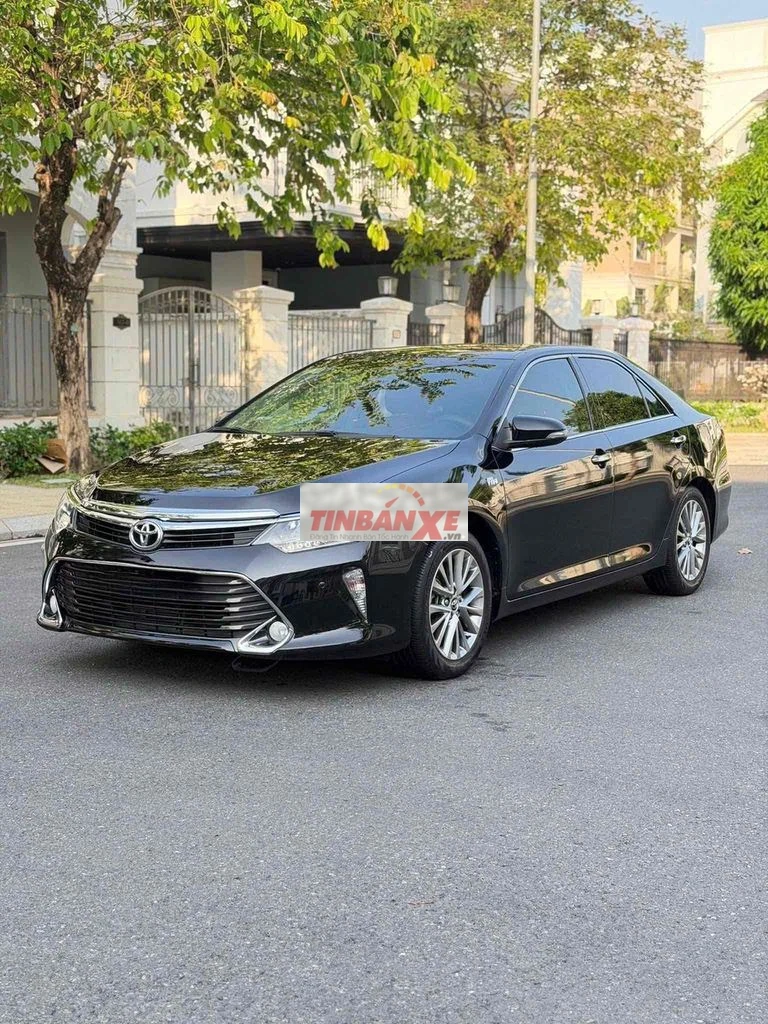 Toyota Camry 2.5Q 2018 Đen 80.000km