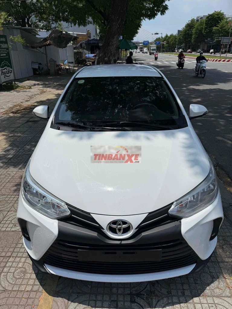 Toyota Vios E đky lần đầu 2023 Số sàn Trắng