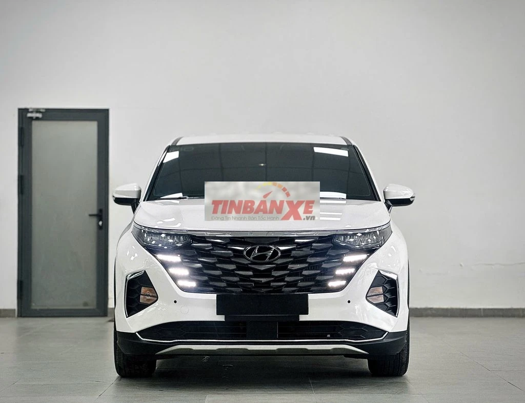 Hyundai Custin 1.5AT 2024 Trắng 40000 km