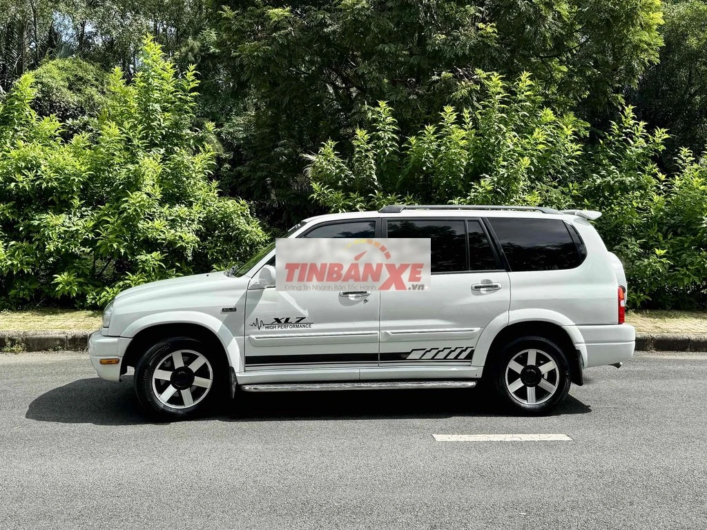 Suzuki Grand Vitara XL7 Tự động 4 cấp Trắng