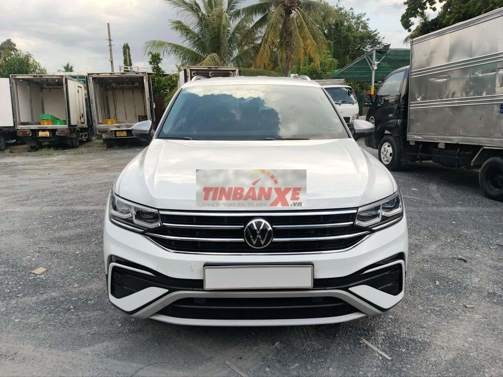 Volkswagen Tiguan Allspace 2023 Trắng 36.000km