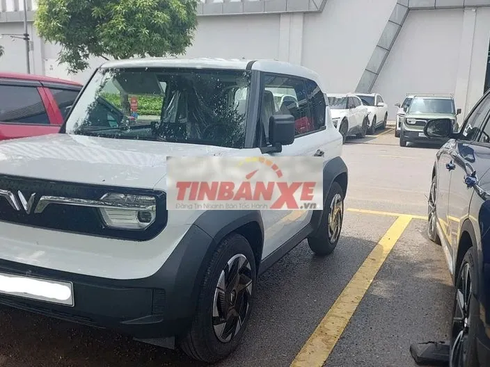 VF3 plus trắng sx 2026
