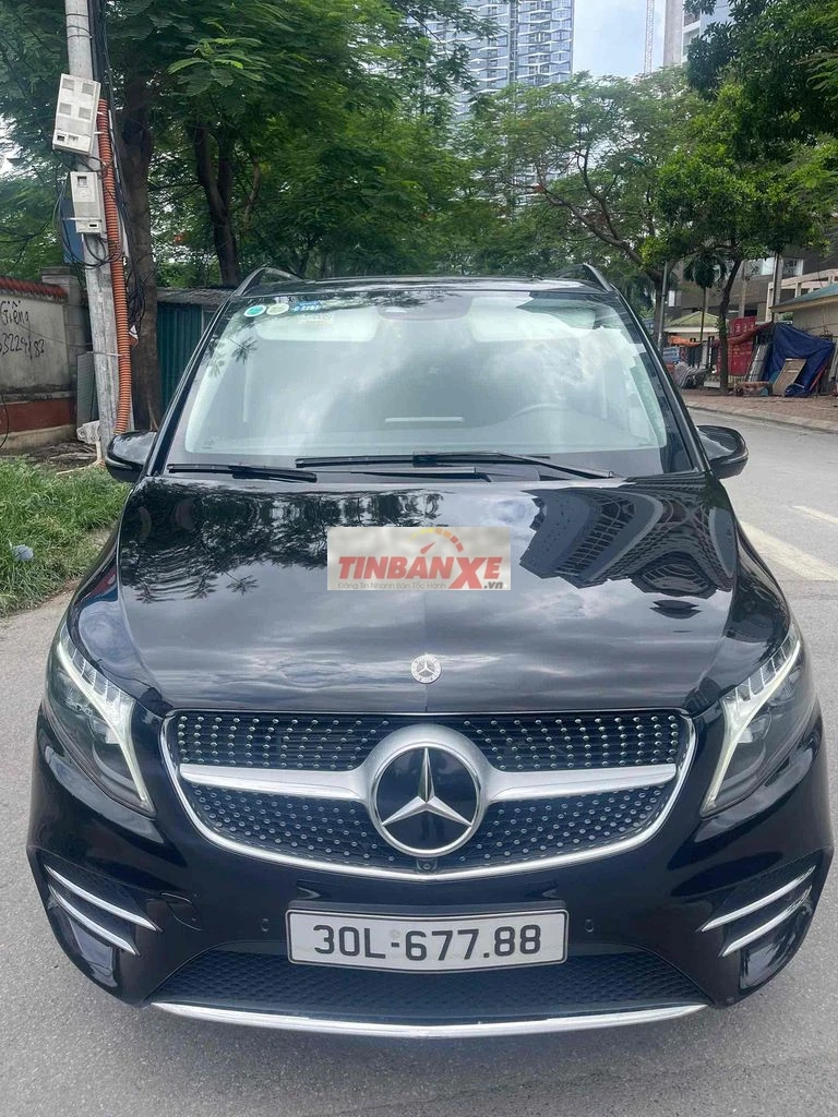 chính chủ cần bán v250 AMG 2023 lướt như mới