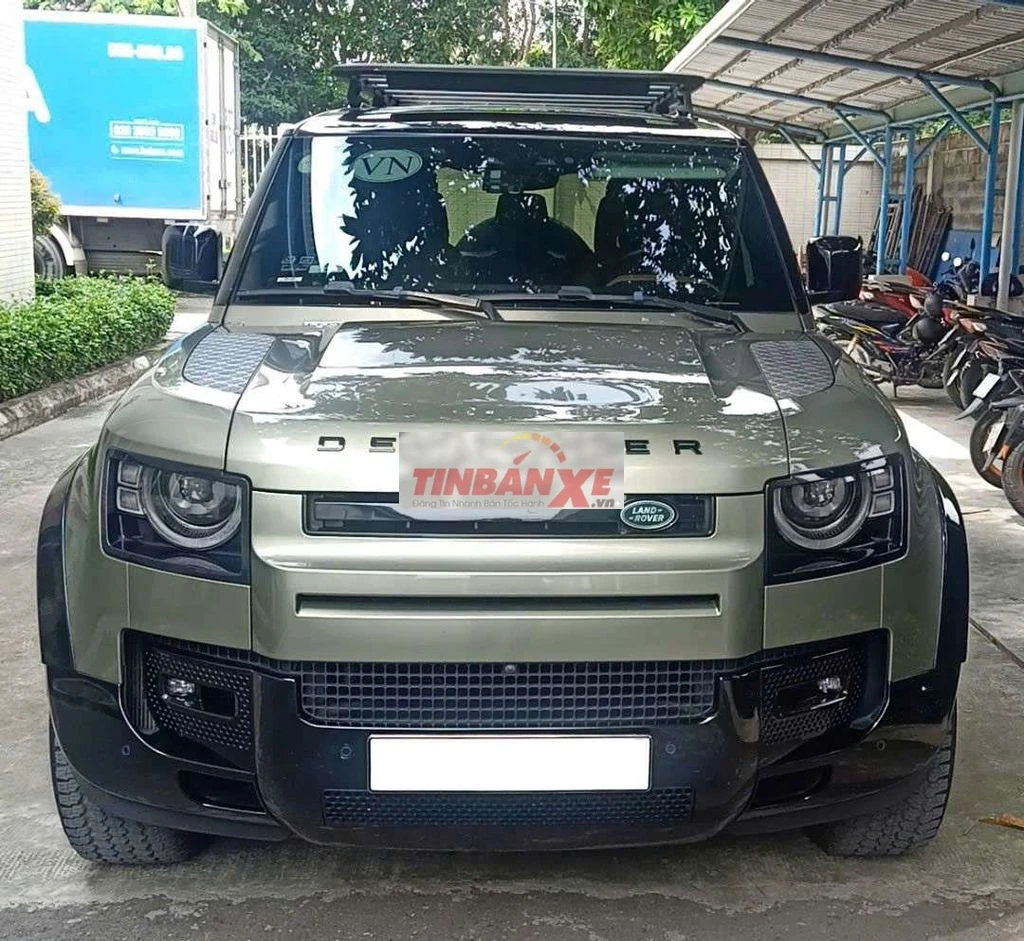 Land Rover Defender 110 HSE 2022 Xanh rêu