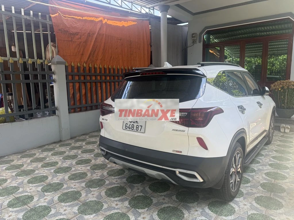KIA Seltos Premium 1.4 Turbo 2021 Trắng