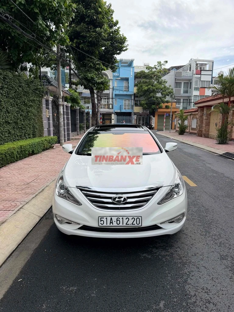 Hyundai Sonata 2.0 bản full đời cuối 2013