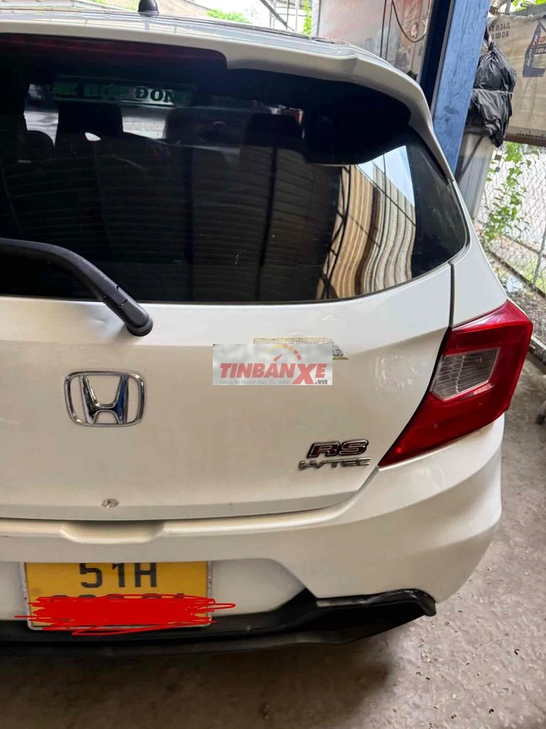 Honda Brio RS Trắng Xăng