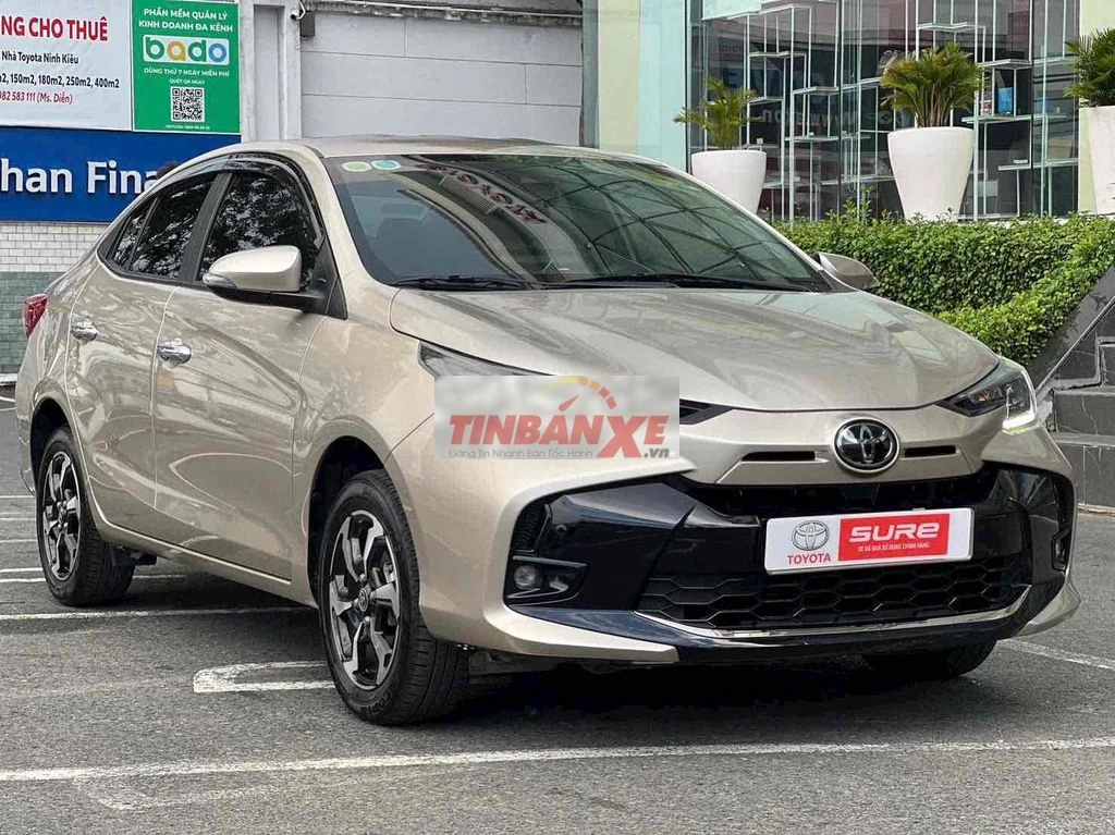 Toyota Vios 1.5G 2023 Vàng cát 20.000 km
