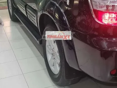 Toyota Fortuner 2010 Số tự động Xăng Đen,cực zin