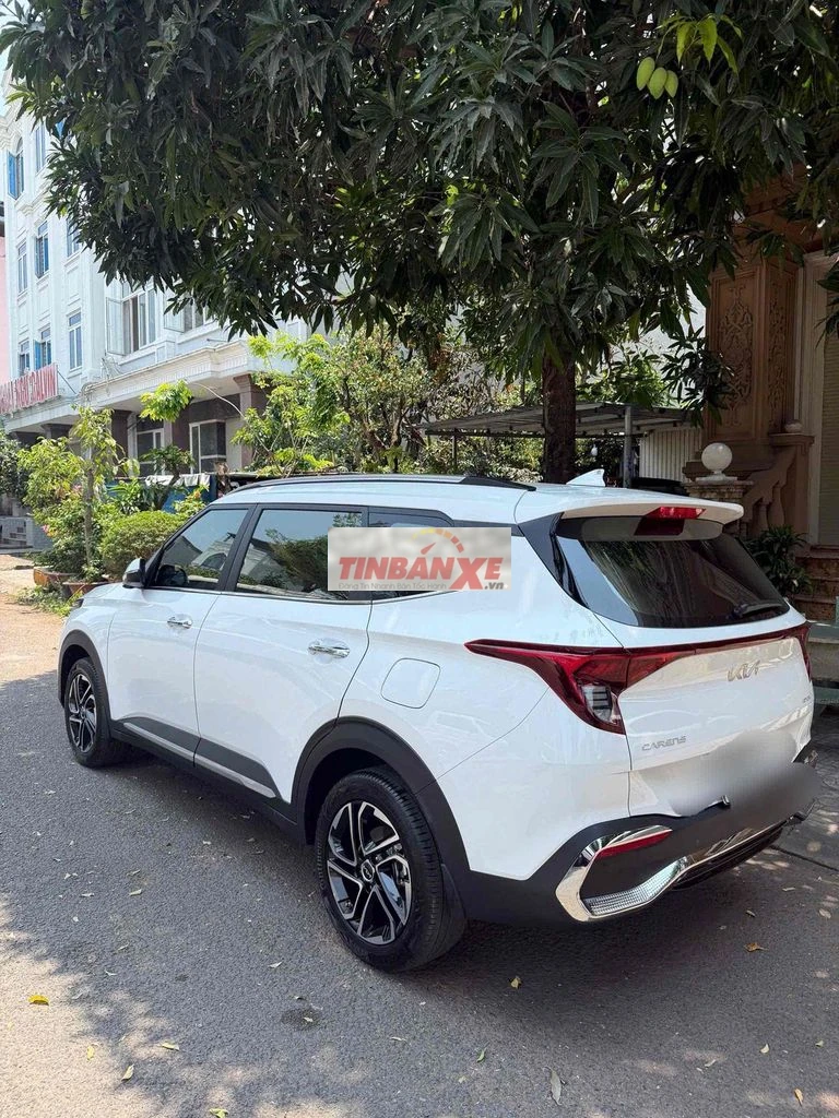 Kia Carens Luxury 2026 Trắng 13.000 km