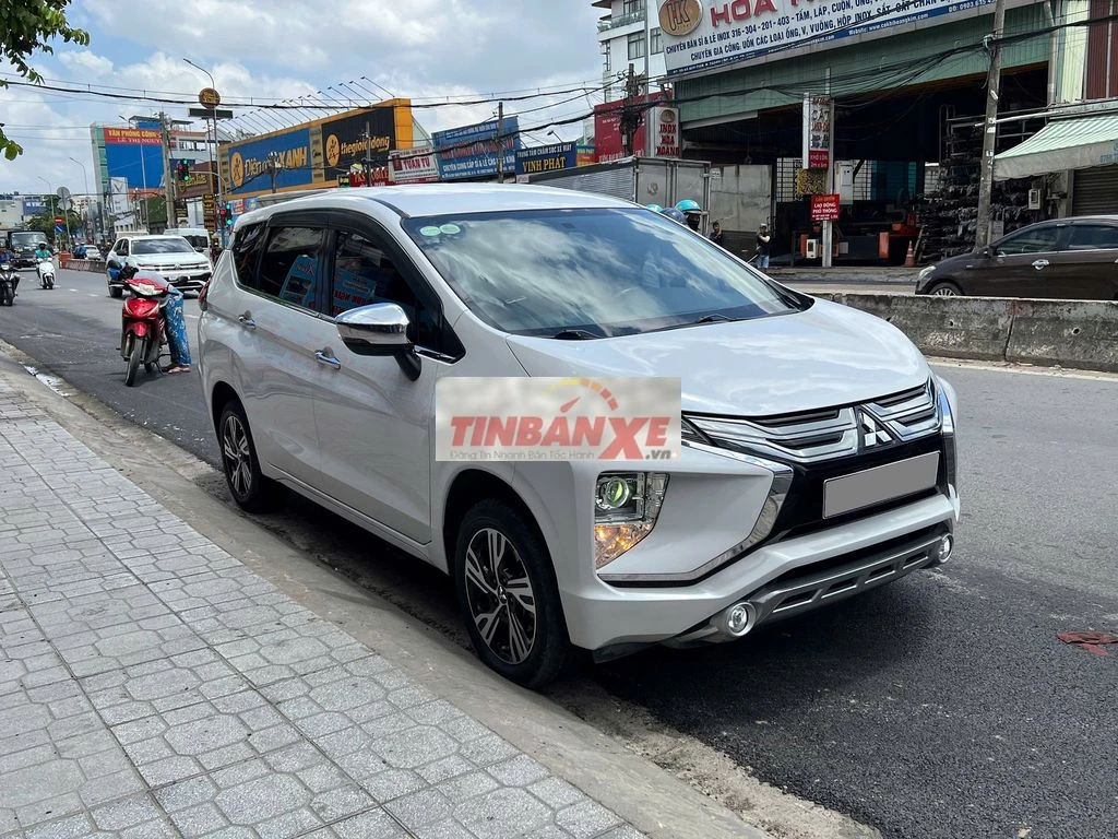Mitsubishi Xpander 2021 số tự động màu trắng