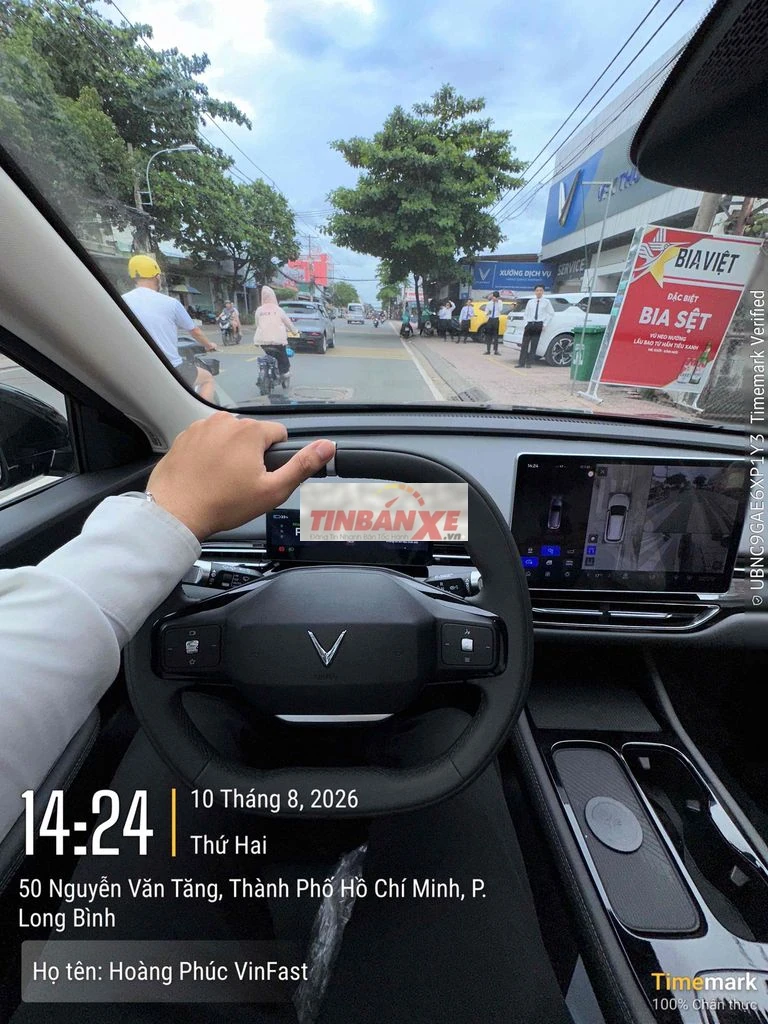 VinFast VF8 All New Đen