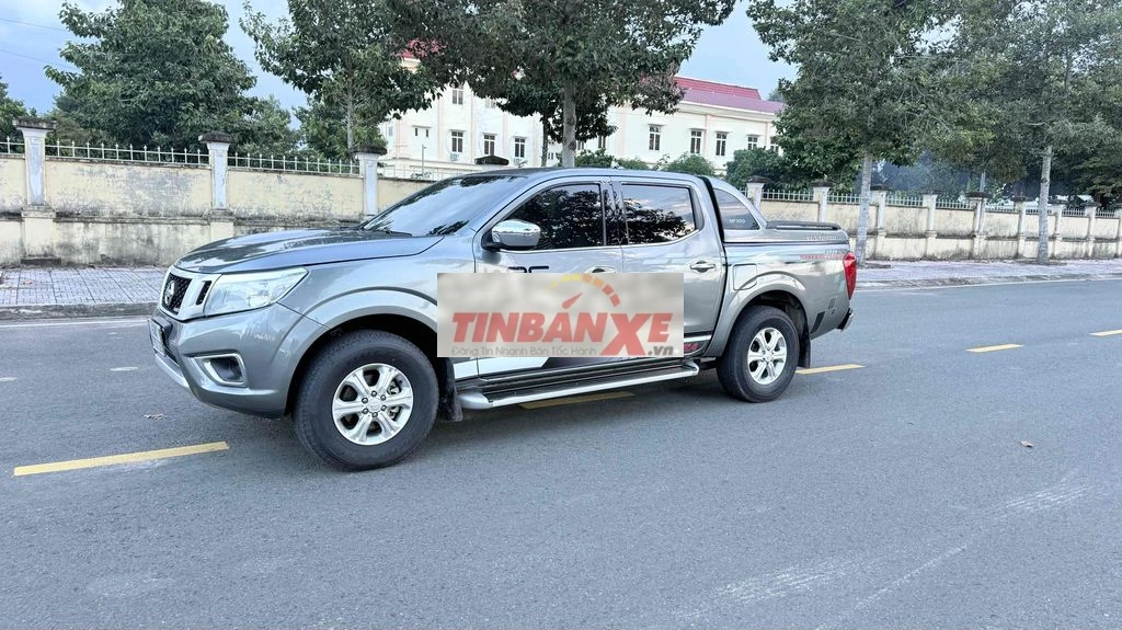 Nissan Navara 2015 Số sàn Thái Lan Xám