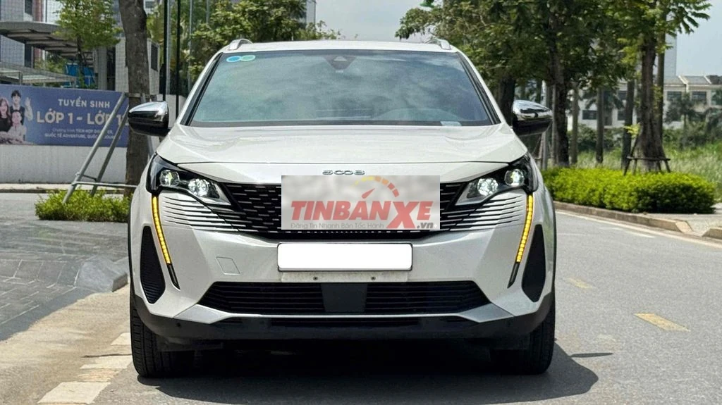 Peugeot 5008 GT 1.6AT 2024 zin 2,9v km siêu đẹp