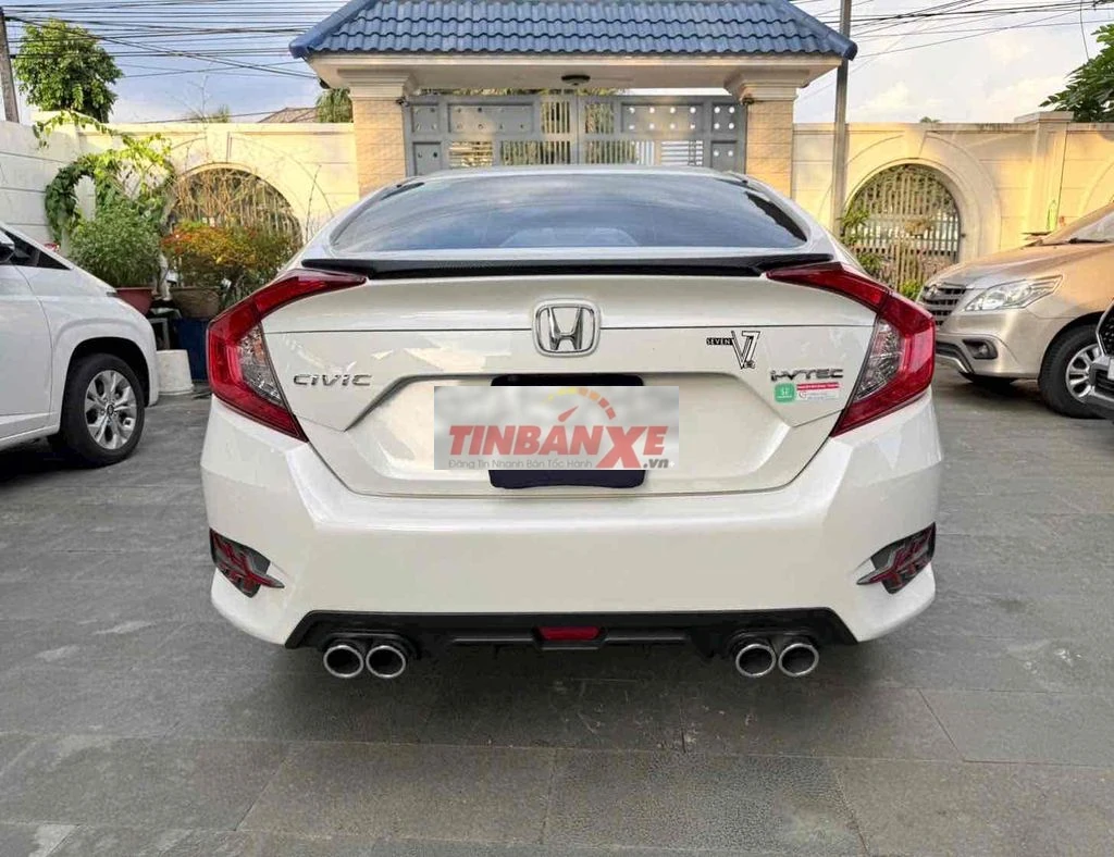 Honda Civic 1.8G 2019 Tự động Trắng 57.000 km