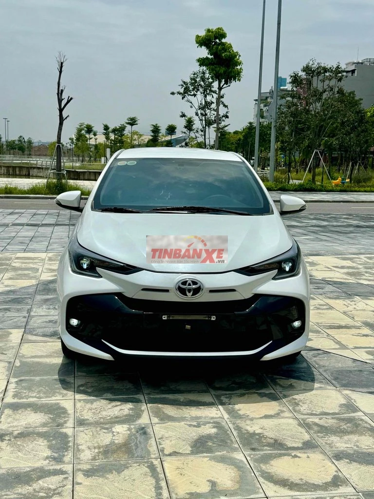 Toyota Vios Trắng Số tự động 60000 km